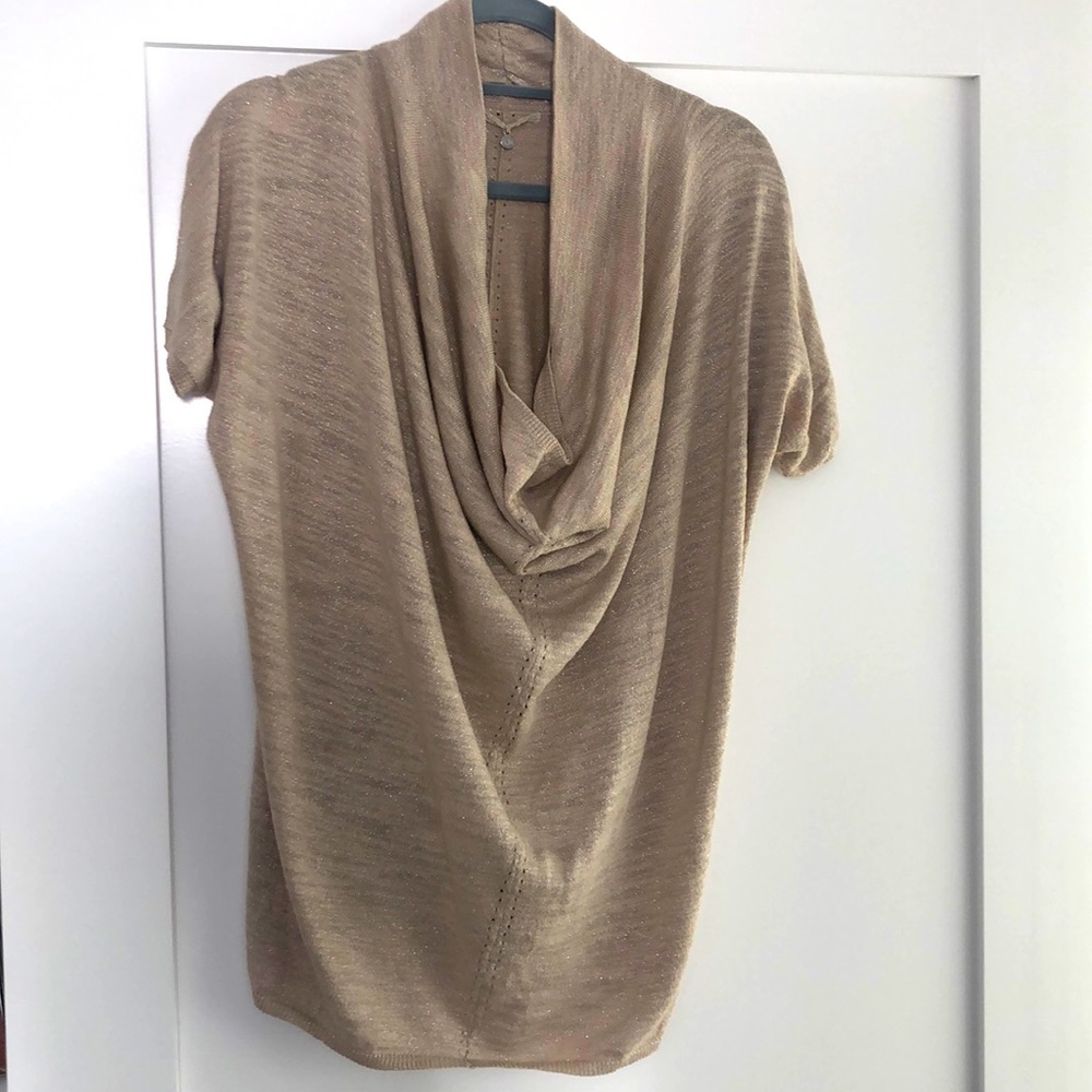 Anthropologie shimmer top with lace details- M